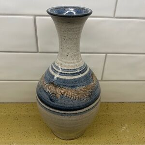 STUDIO POTTERY STAMPED PETER DENEEN MINNESOTA POTTER EARTH Blue Brown Cream Vase
